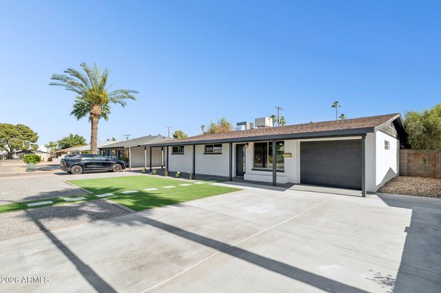 1215 W Hazelwood Street, Phoenix, AZ 85013