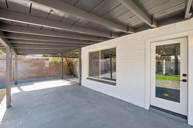 1215 W Hazelwood Street, Phoenix, AZ 85013