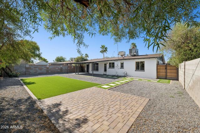 1215 W Hazelwood Street, Phoenix, AZ 85013