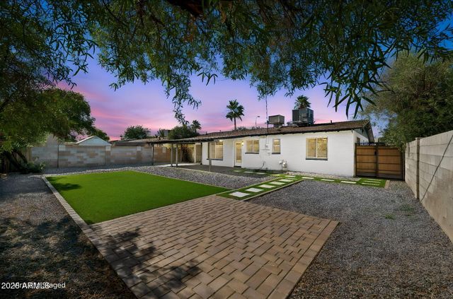 1215 W Hazelwood Street, Phoenix, AZ 85013