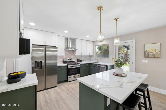 1215 W Hazelwood Street, Phoenix, AZ 85013