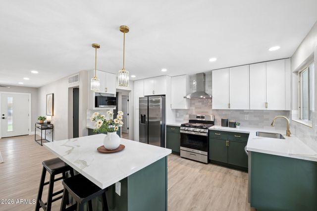 1215 W Hazelwood Street, Phoenix, AZ 85013