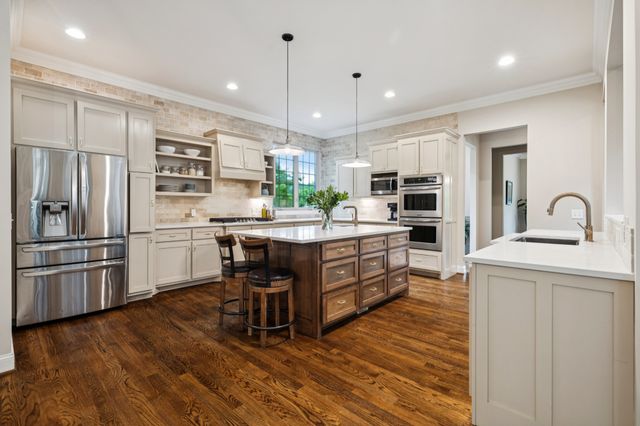 3109 Chase Point Dr, Franklin, TN 37067