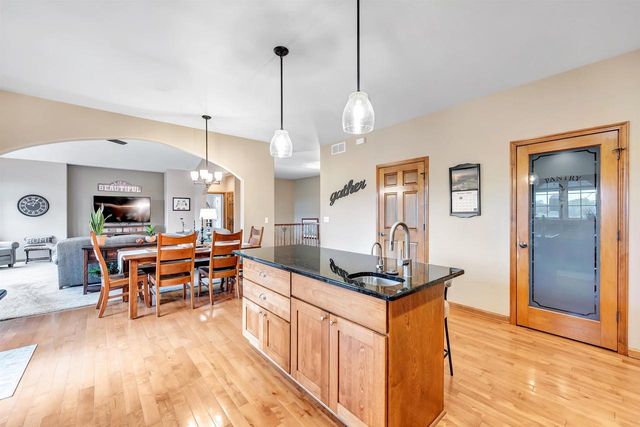 4006 ELKINS ROAD, Amherst, WI 54406