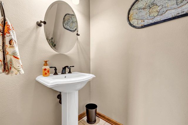 4006 ELKINS ROAD, Amherst, WI 54406