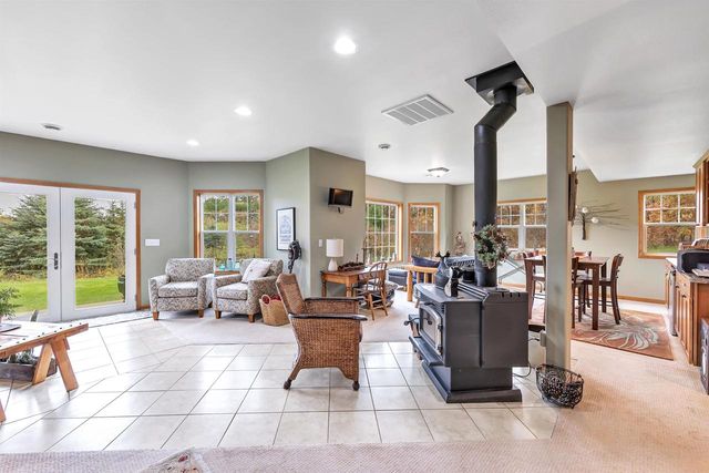 4006 ELKINS ROAD, Amherst, WI 54406