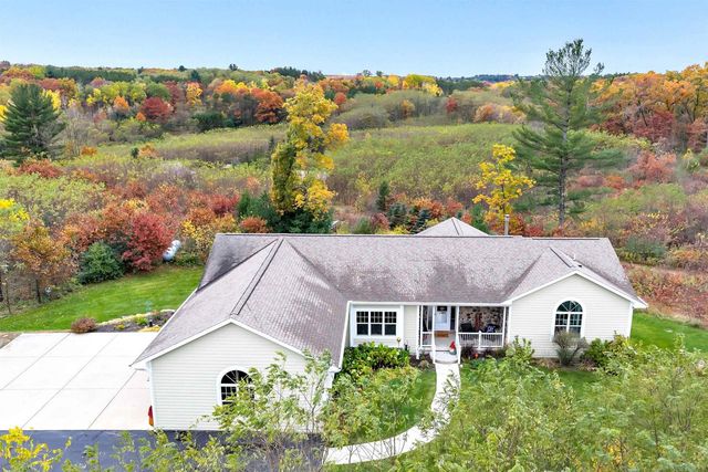 4006 ELKINS ROAD, Amherst, WI 54406