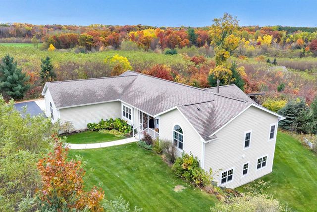 4006 ELKINS ROAD, Amherst, WI 54406