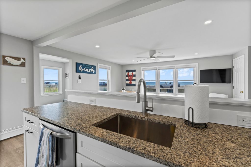 175 Beach Avenue 2, Kennebunk, ME 04043 — photo 3