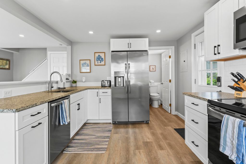 175 Beach Avenue 2, Kennebunk, ME 04043 — photo 4