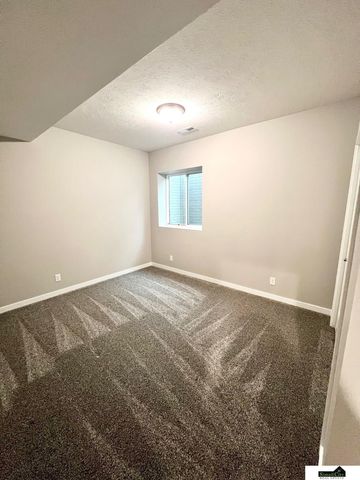 765 W Panorama Road, Lincoln, NE 68523