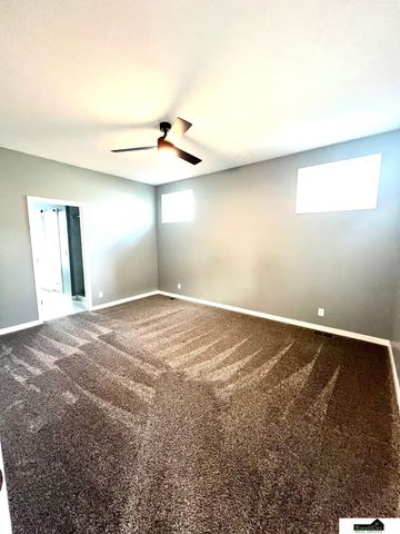 765 W Panorama Road, Lincoln, NE 68523