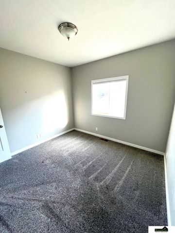 765 W Panorama Road, Lincoln, NE 68523