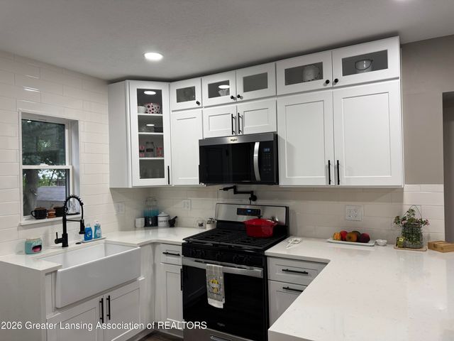 3228 Turner Street, Lansing, MI 48906