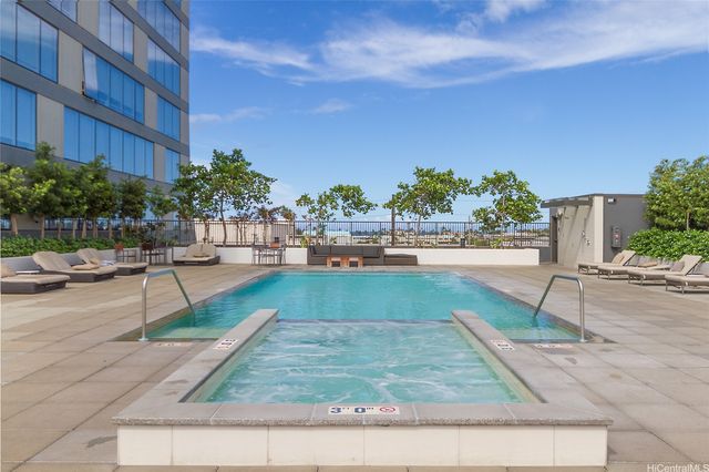 1009 Kapiolani Boulevard 3403, Honolulu, HI 96814