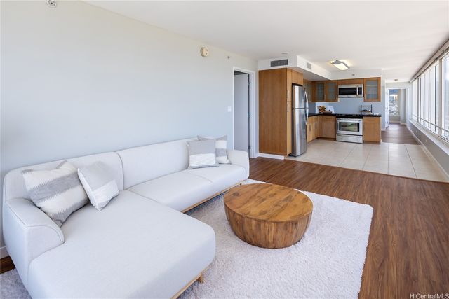 1009 Kapiolani Boulevard 3403, Honolulu, HI 96814