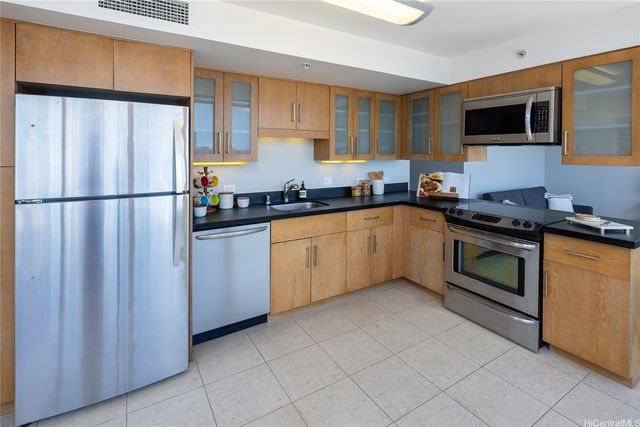 1009 Kapiolani Boulevard 3403, Honolulu, HI 96814