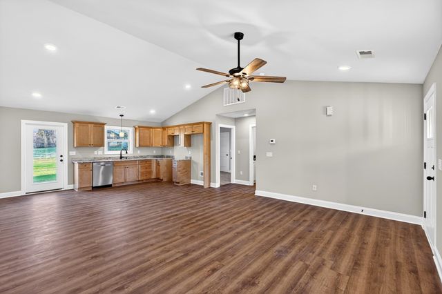 214 Gaffney Ave, Gaffney, SC 29341
