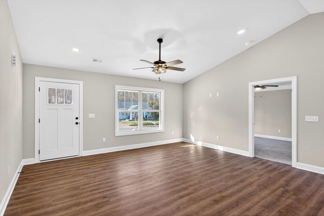 214 Gaffney Ave, Gaffney, SC 29341