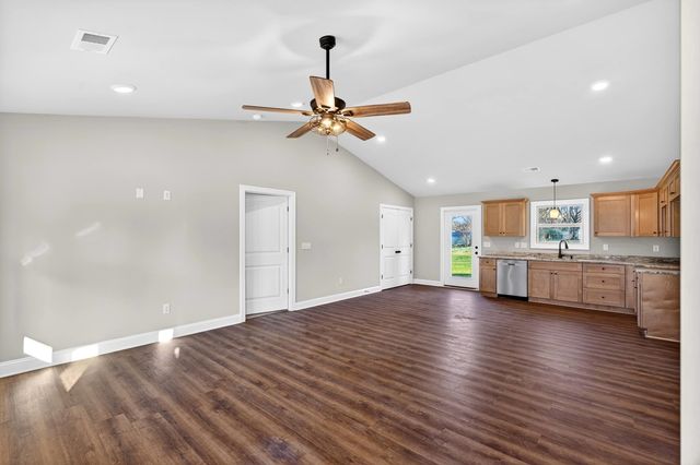 214 Gaffney Ave, Gaffney, SC 29341