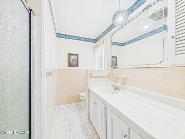 207 S William Drive, Lafayette, LA 70506