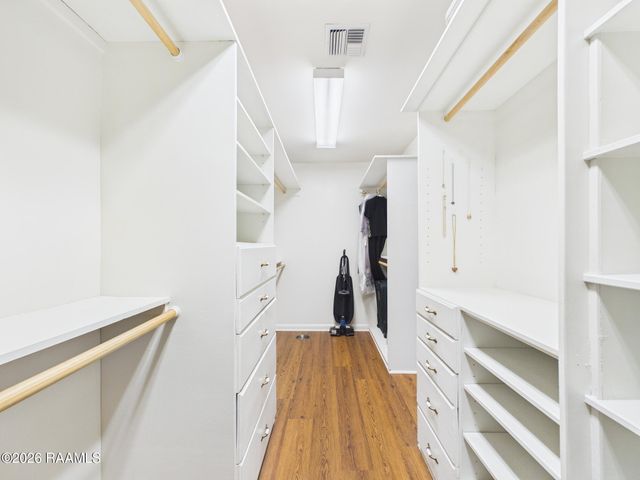 207 S William Drive, Lafayette, LA 70506