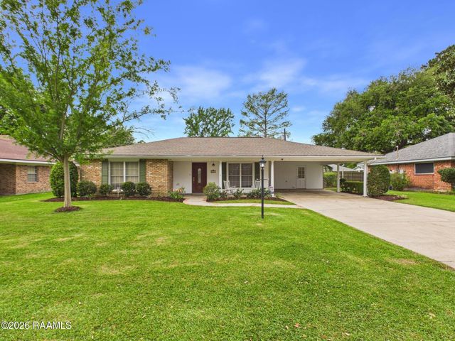 207 S William Drive, Lafayette, LA 70506