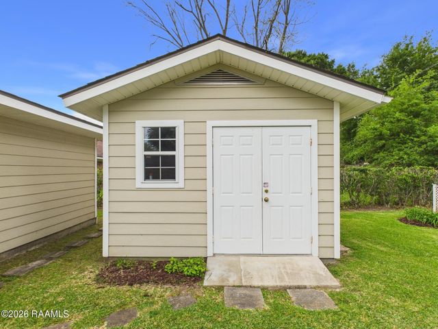 207 S William Drive, Lafayette, LA 70506