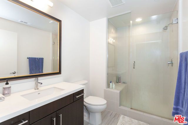 2924 Rowena Avenue 1, Los Angeles, CA 90039