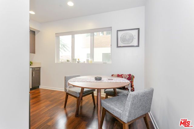 2924 Rowena Avenue 1, Los Angeles, CA 90039