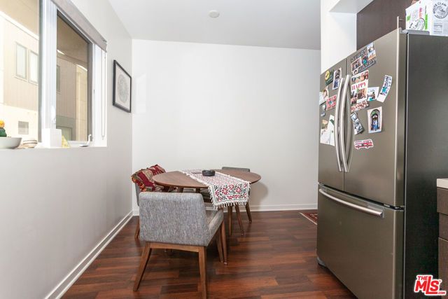 2924 Rowena Avenue 1, Los Angeles, CA 90039
