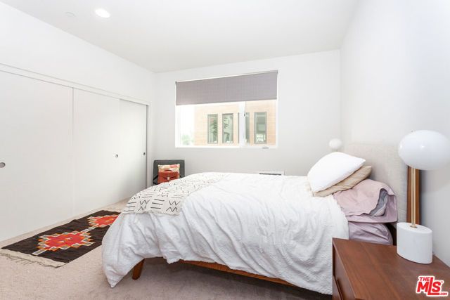 2924 Rowena Avenue 1, Los Angeles, CA 90039