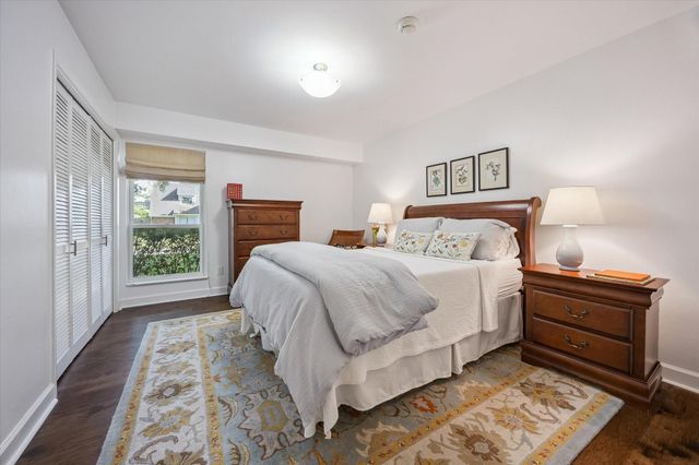 5222 Birdwood Road, Houston, TX 77096