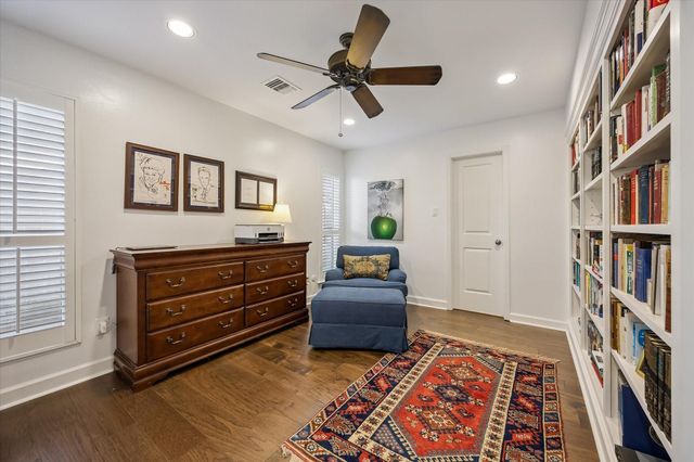 5222 Birdwood Road, Houston, TX 77096