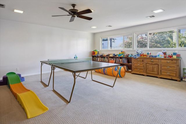 5222 Birdwood Road, Houston, TX 77096