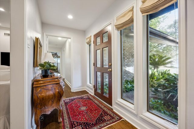 5222 Birdwood Road, Houston, TX 77096