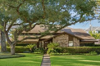 5222 Birdwood Road, Houston, TX 77096