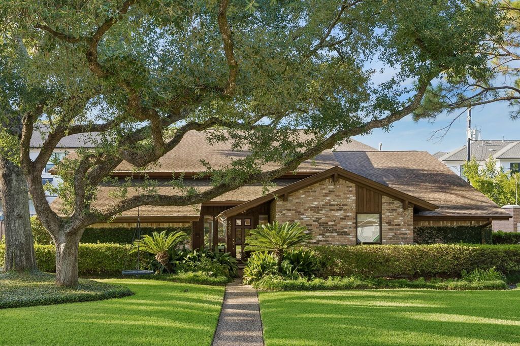 5222 Birdwood Road, Houston, TX 77096