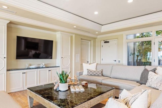 8405 El Paseo Grande, La Jolla, CA 92037