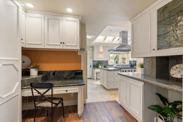 8405 El Paseo Grande, La Jolla, CA 92037