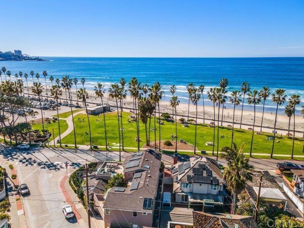 8405 El Paseo Grande, La Jolla, CA 92037