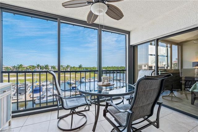 803 River Point DR 306B, Naples, FL 34102