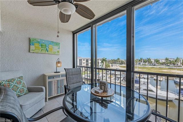 803 River Point DR 306B, Naples, FL 34102