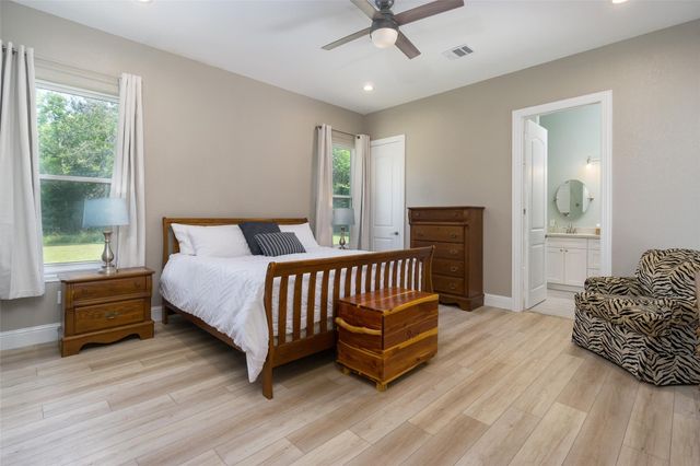 26958 Forest Hills Drive, Waller, TX 77484