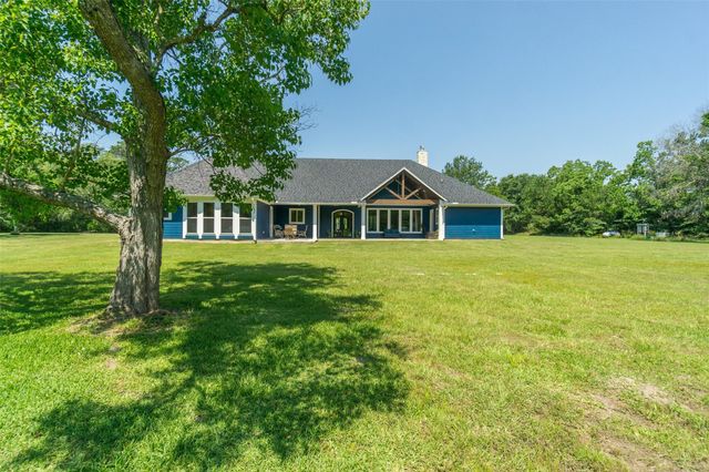 26958 Forest Hills Drive, Waller, TX 77484