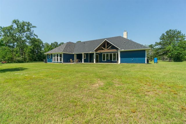 26958 Forest Hills Drive, Waller, TX 77484