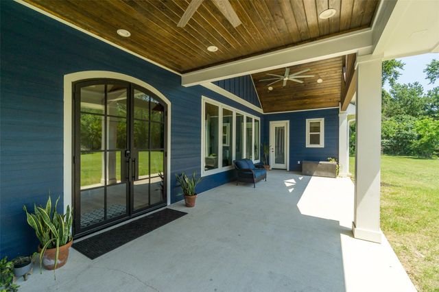 26958 Forest Hills Drive, Waller, TX 77484