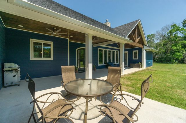 26958 Forest Hills Drive, Waller, TX 77484