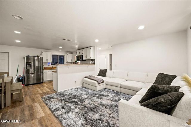 43826 Beech Avenue, Lancaster, CA 93534