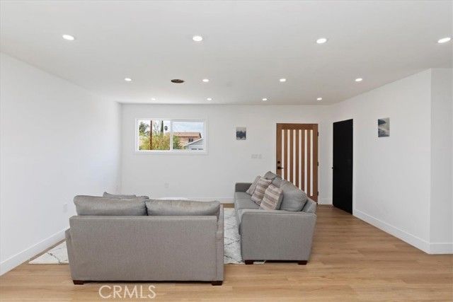 7830 Casa Blanca Street, Riverside, CA 92504